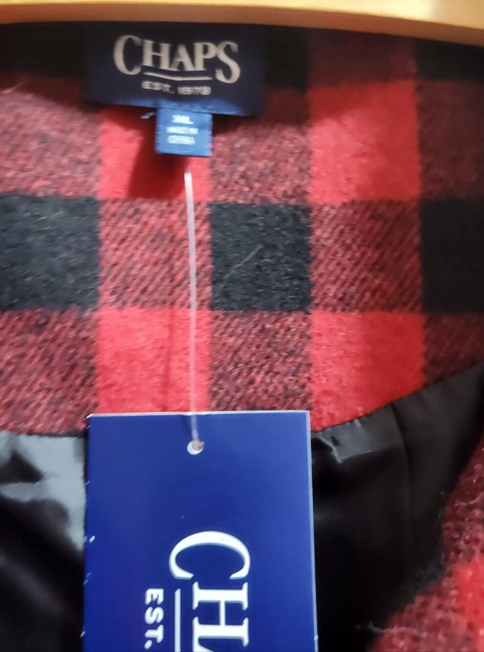 NWT CHAPS Red and Black Plaid Jacket With FRINGE/Sherpa Coller - Picture 7 of 9